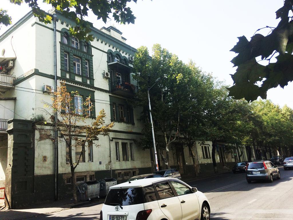Modern Apartment Avlabari Tbilisi Luaran gambar